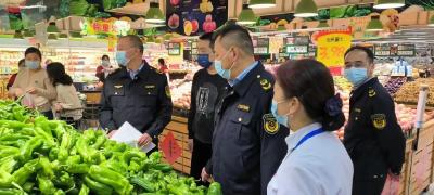 县市场监督管理局：履行部门职能 助力“五城同创