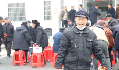 孝昌王店：乡贤回报桑梓造福乡里