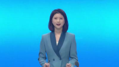县总工会组织专班看望慰问高速滞留人员