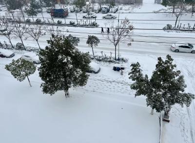 @孝昌人 雪天路滑 这份“防摔秘籍”请收下