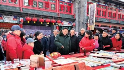 习近平：时刻保持解决大党独有难题的清醒和坚定，把党的伟大自我革命进行到底