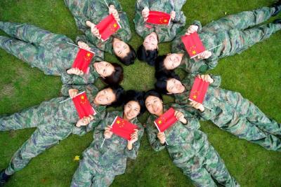 姑娘，来当兵！7月1日女兵下半年报名开启！