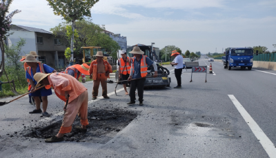 孝昌：公路中心对G107国道进行联合“会整” 