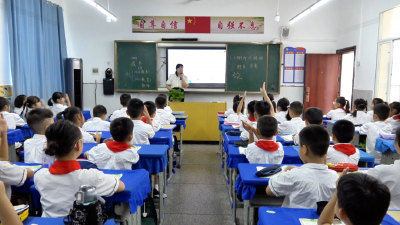 曾小敏：用爱与智慧为童年筑梦  让教育之路一路欢歌