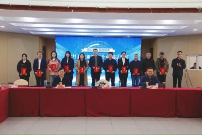 笔墨映初心 采风话担当丨孝昌县新闻工作者庆祝第26个中国记者节