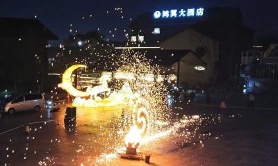 “腰鼓巡街+非遗套餐”，孝昌这里年味直接拉满！