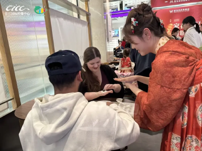 一口甜，一座城：世界在武汉找到“家”的答案