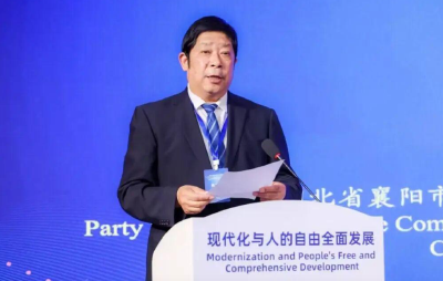 幸福的笑脸、鼓起的腰包丨 这位村书记把“中国乡村样本”讲到了全球论坛！