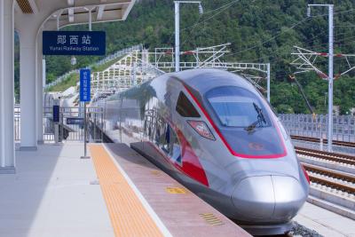 敢“说走就走”更敢“多留一晚” ，十堰至西安高铁改写两大平原心理距离