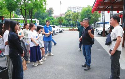 孝昌这个古村，来了一群大学生→