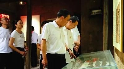孝昌县财政局开展“缅怀革命先烈 践行财政初心”主题党日活动 