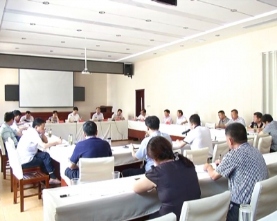我县召开重点产业扶贫项目推进会