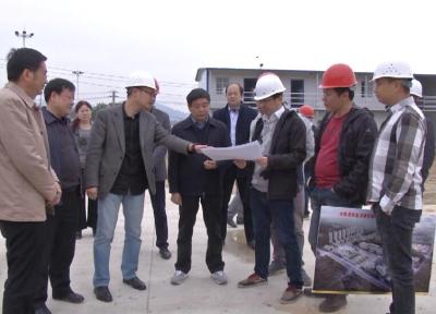 县领导到高铁试验区督办重点项目建设