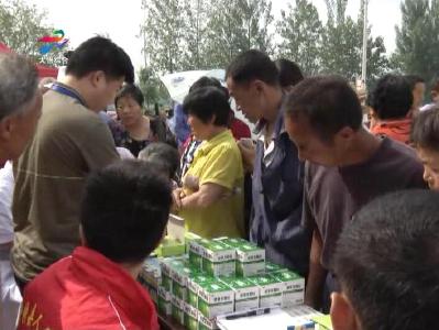 大悟县政协开展“三进”、“三送”活动