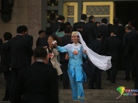 那些年惊艳两会会场内外的最炫民族风