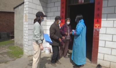 云梦 | 黄香小学40多人党员教师担任基层志愿者