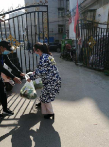 云梦 | 服务群众守初心 一线抗疫担使命 ——记驻群力社区工作队防疫干部、共产党员胡燕