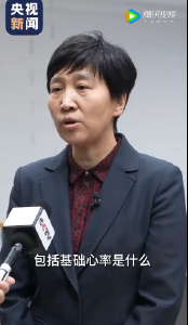 老年人感染新冠，出现哪些情况应及时就医？