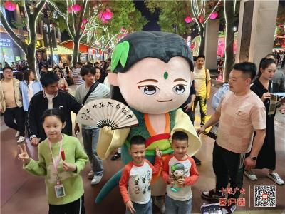【这里是湖北】竹山文旅IP形象萌翻大唐不夜城