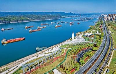 深入开展主题教育 加快建成中部地区崛起重要战略支点