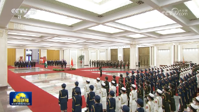 习近平举行仪式欢迎巴勒斯坦总统访华