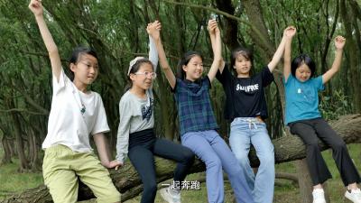 “卷娃”下乡记：别样的乡村大课堂