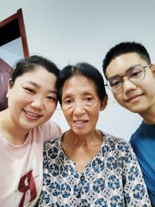 媳妇给婆婆搞军训？真相是……