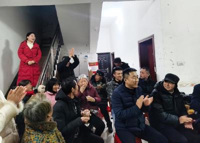 牢记嘱托｜ 四邑村“新春第一会”开新“路”