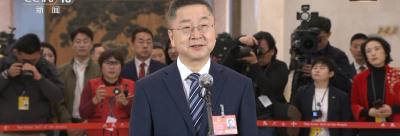 来自湖北的他，首个亮相代表通道！曾与总书记两次面对面