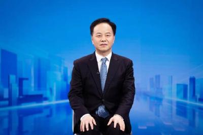 省市场监管局党组书记、局长王世荣：突出“三个统筹” 建功支点建设