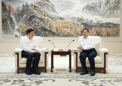 王忠林会见国家电网公司董事长张智刚 加快电网建设 强化电力保障 为支点建设提供坚实能源支撑