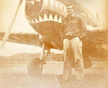 “他是美国人，为什么会葬在中国？”