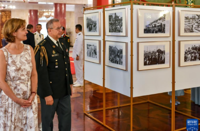 “铭记历史 开创未来”——纪念抗战胜利80周年图片展在莫斯科举办