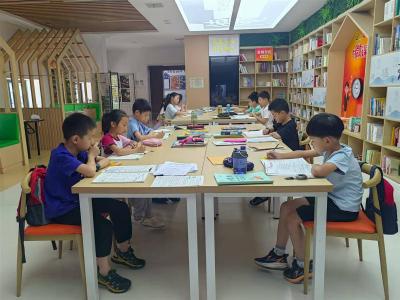 锲而不舍落实中央八项规定精神丨荆门以“摘牌”促减负 避免村和社区“小马拉大车”