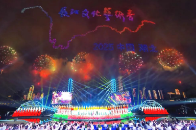 今天的武汉，太火爆！绝美现场刷屏