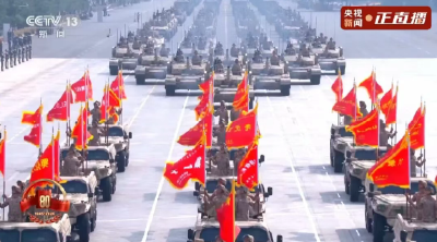 80面战旗亮相九三阅兵，这3面与黄冈有关