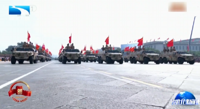 第七次受阅 “湖北造”东风军车再展中国力量 