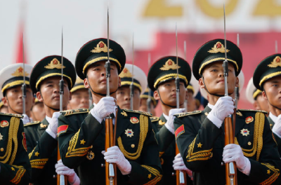 115辆东风军车参加九三