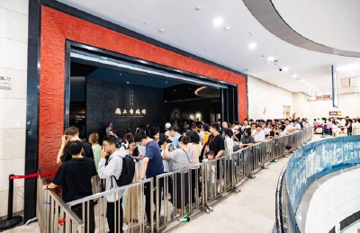 大展特展汇聚博物馆之城 外地游客惊叹湖北“太有料”