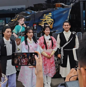 侠骨柔情！这个十一“侠义的襄阳”暖心出圈！