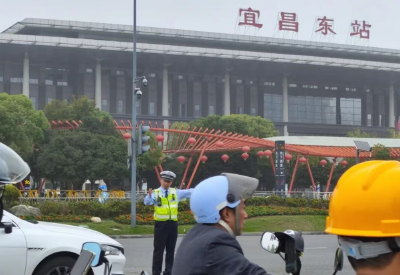 谢谢！每个不回家的你