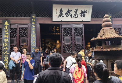 荆楚焕新 迎客天下︱这里充满着厚重的烟火气人情味，让人难说再见