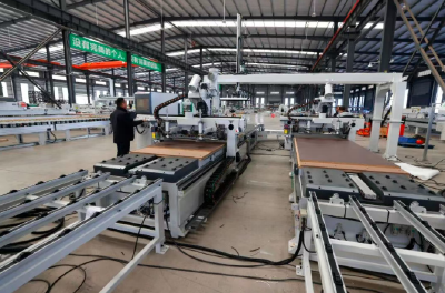 小板：从经济洼地到产业高地！