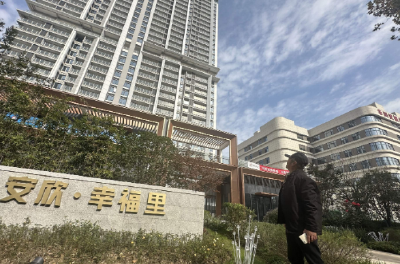 “住宅合作社”让老房子原地变成好房子，134户老街坊聚首重拾邻里情