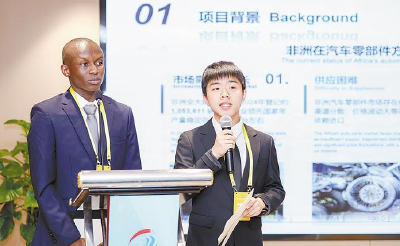 武汉竞速“3万亿之城”