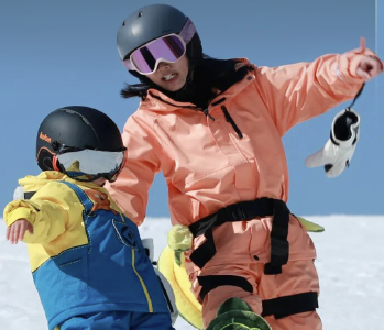 冰雪经济：屈原故里的冬日“热”