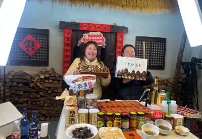 年货最浓是乡味——远安村干部巧借节日代言助农直播火出圈
