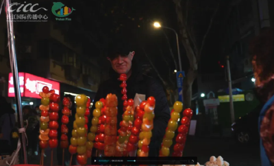 在武汉，他用一束光“秒懂”了中国春节