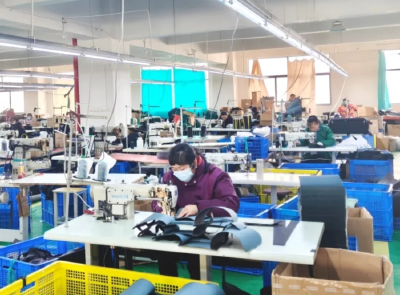 闯荡二十多年，这位女厂长返乡，带着姐妹在家门口挣钱！