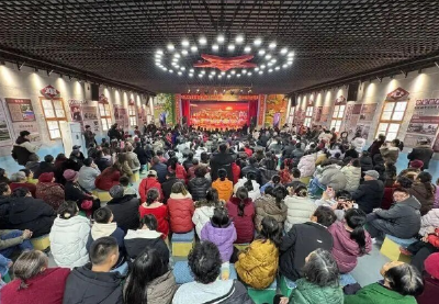 连续8年不中断！武穴花桥镇杨二岭村晚，藏着乡村最美年味